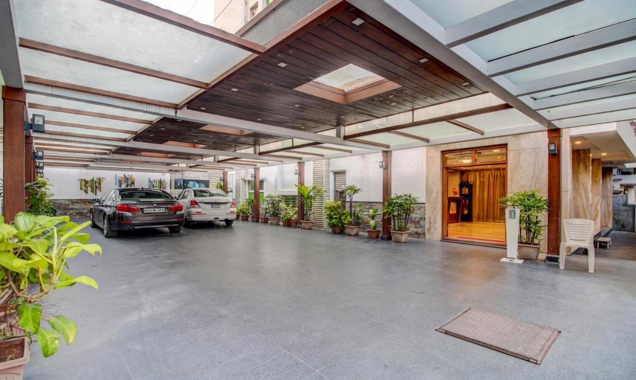 העיר בנגלור Treebo The Sai Leela Suites R T Nagar מראה חיצוני תמונה