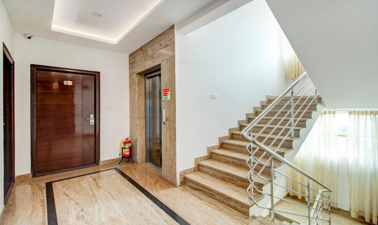 העיר בנגלור Treebo The Sai Leela Suites R T Nagar מראה חיצוני תמונה