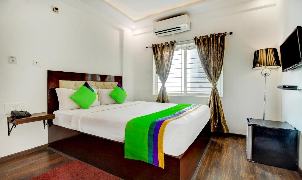 העיר בנגלור Treebo The Sai Leela Suites R T Nagar מראה חיצוני תמונה