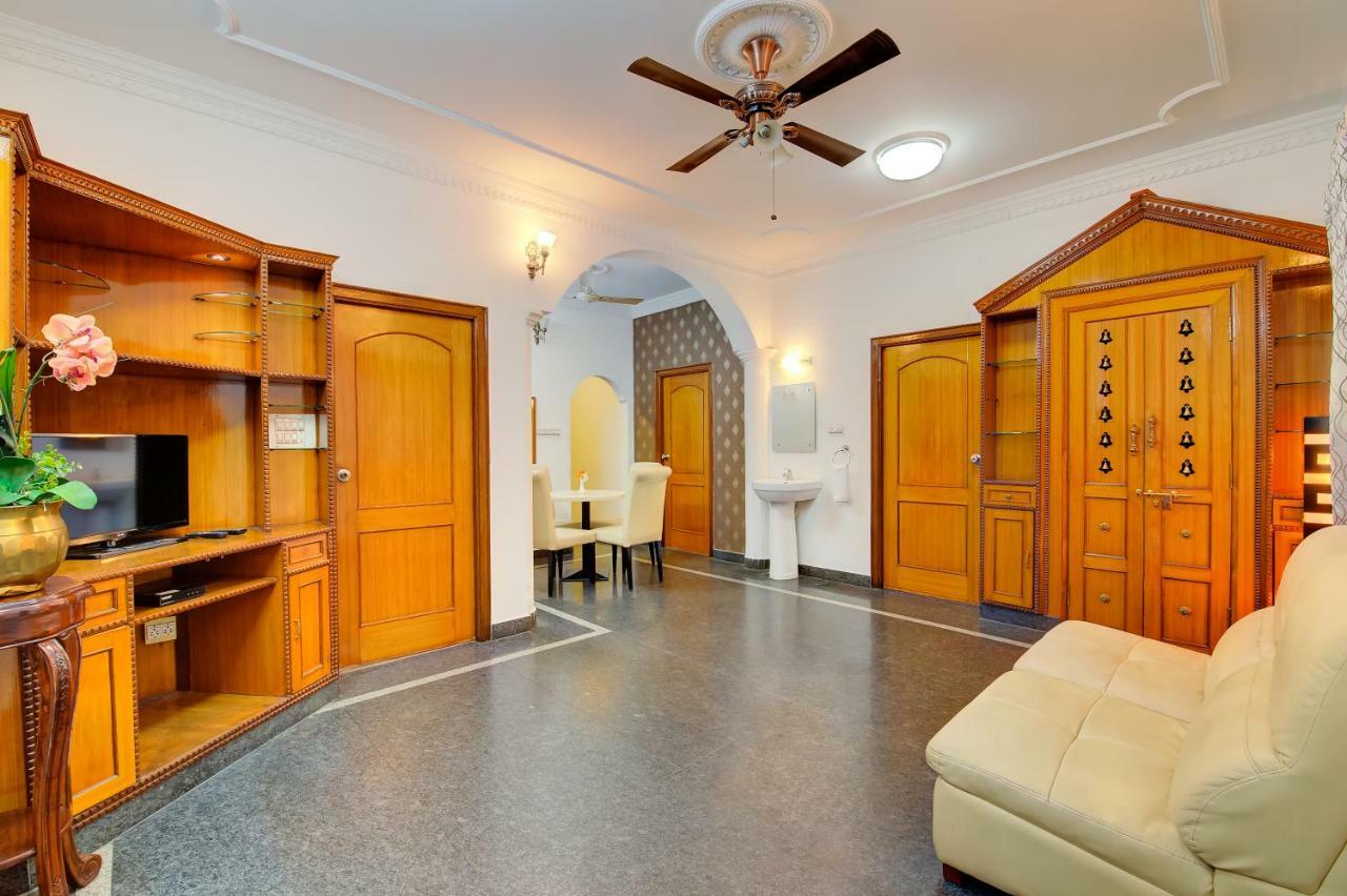 העיר בנגלור Treebo The Sai Leela Suites R T Nagar מראה חיצוני תמונה